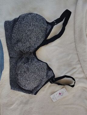 Angel Heathered Gray & Black Sports Bra 1237